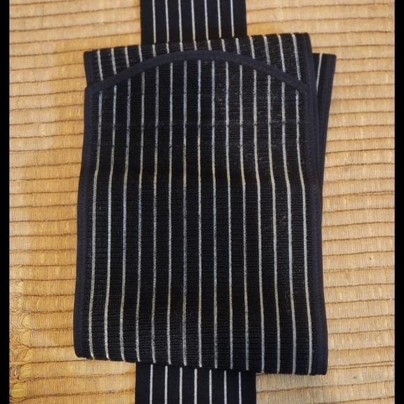 Postpartum belly belt - Picture 3 of 5